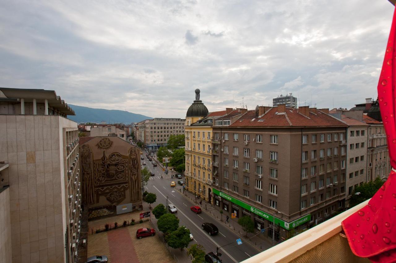 Slavyanska Beseda Hotel Sofia Room photo
